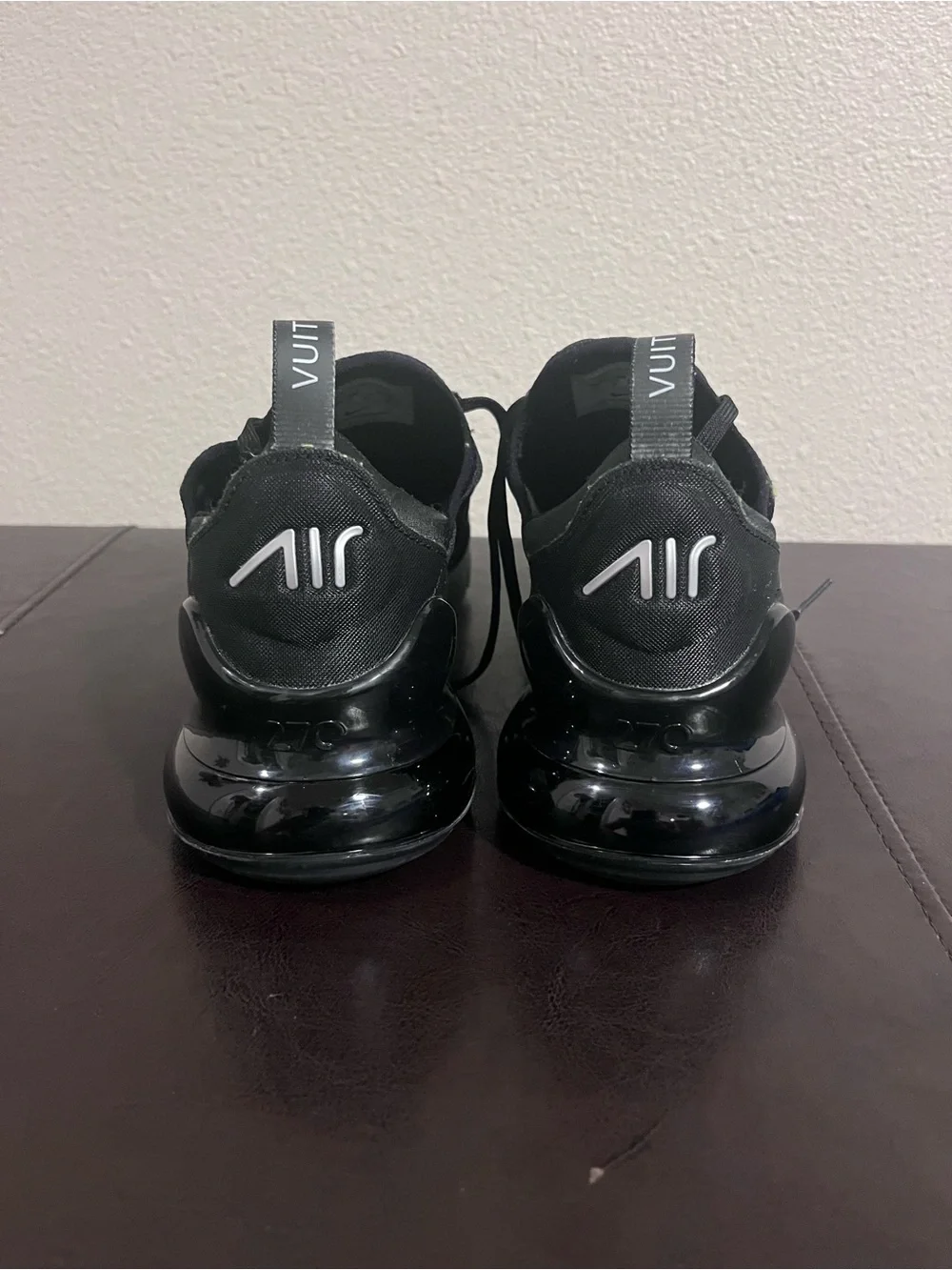 Nike Men's Air Max 270 Black and Gray Athletic Sneakers